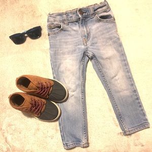 Osh Kosh Boys Distressed Jeans (Skinny) 2T